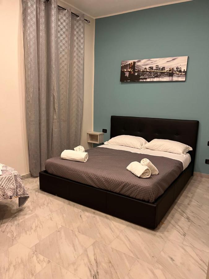 Hotel Poerio Наполи Екстериор снимка